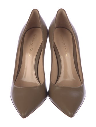 Gianvito Rossi Leather Pumps