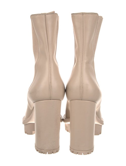 Gianvito Rossi Leather Chelsea Boots