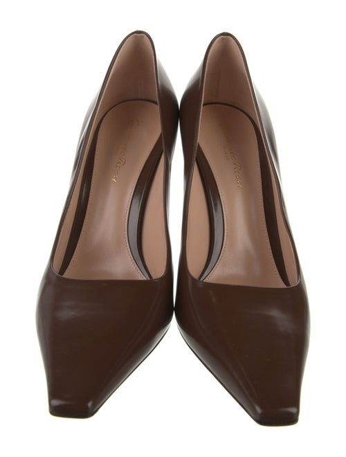 Gianvito Rossi Leather Pumps