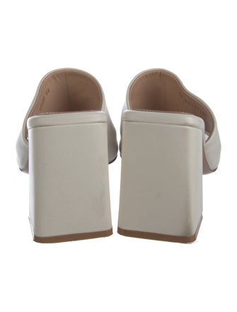 Gianvito Rossi Leather Slides