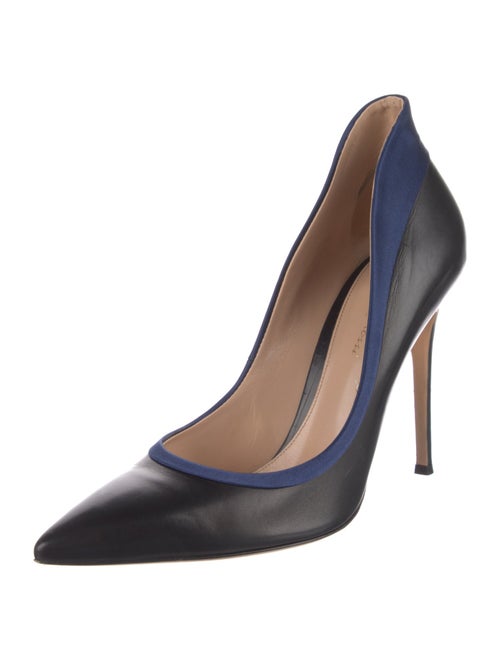 Gianvito Rossi Leather Pumps