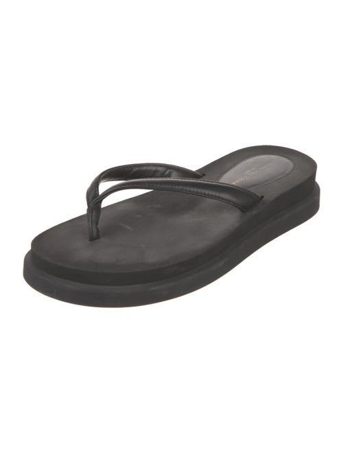 Gianvito Rossi Leather Flip Flops