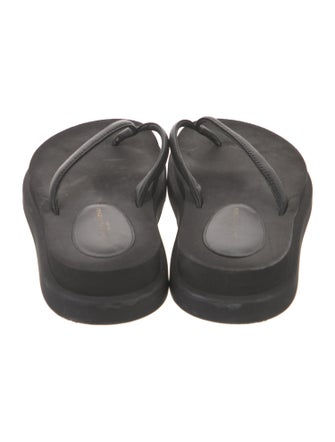 Gianvito Rossi Leather Flip Flops