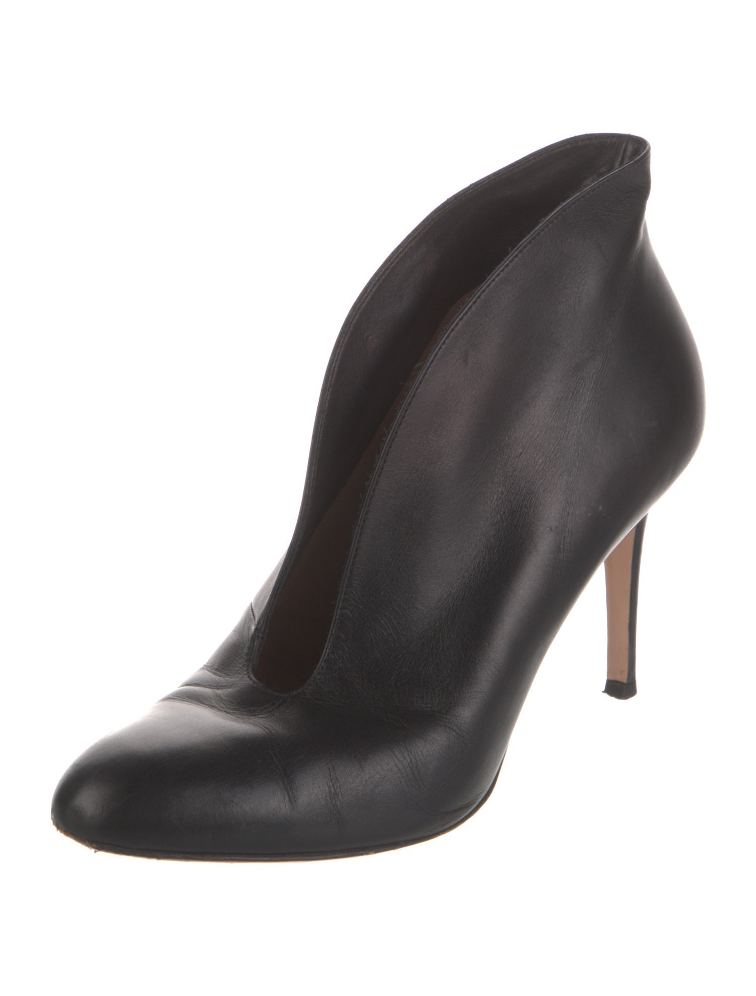 Gianvito Rossi Leather D'Orsay Pumps