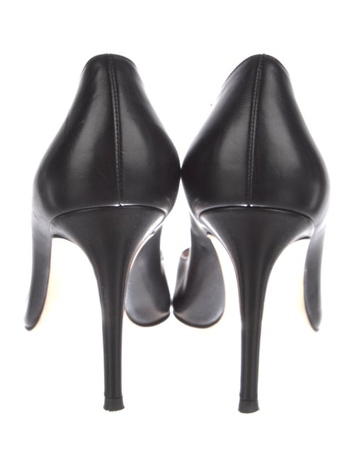 Gianvito Rossi Leather Pumps