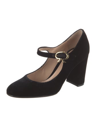 Gianvito Rossi Velvet Pumps