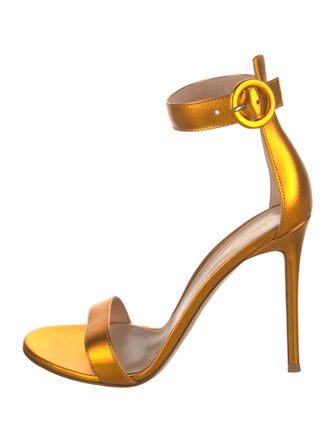 Gianvito Rossi Leather Sandals