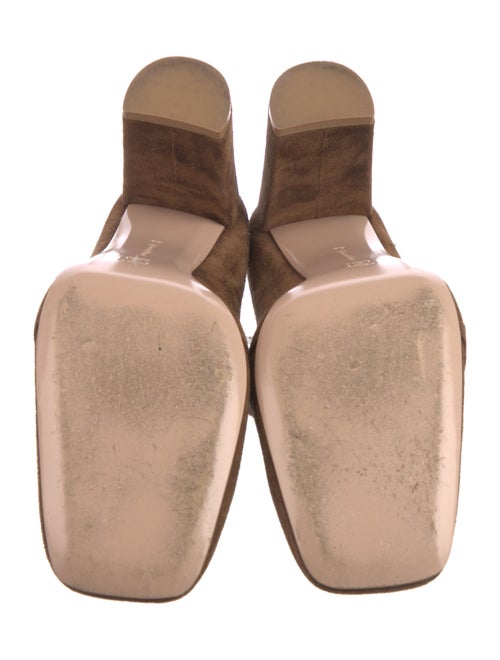 Gianvito Rossi Suede Pumps