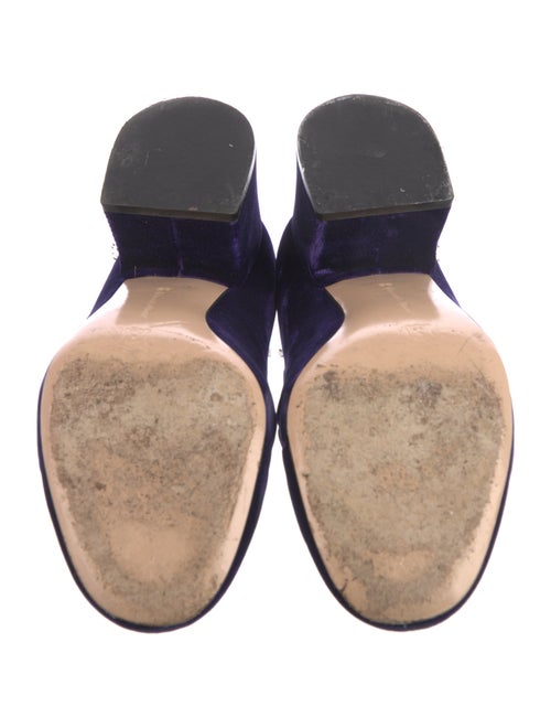 Gianvito Rossi Velvet Pumps