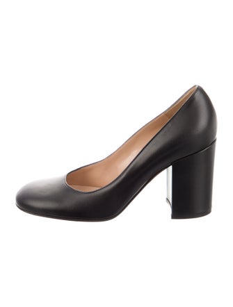 Gianvito Rossi Leather Pumps