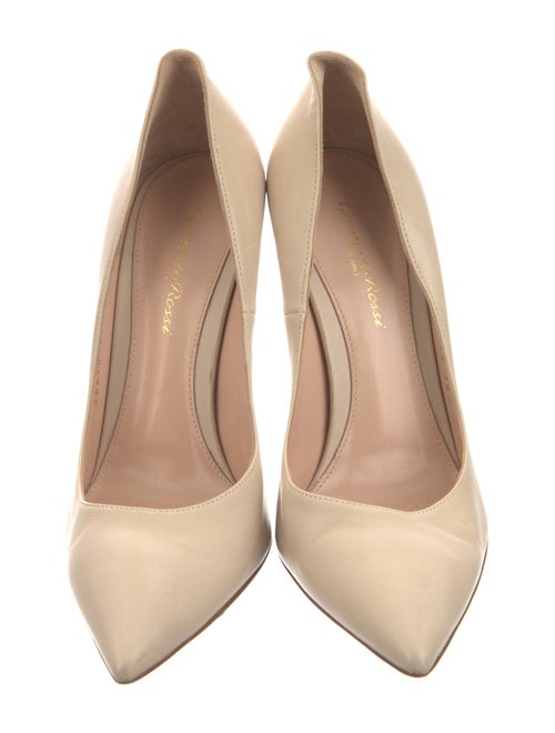 Gianvito Rossi Leather Pumps