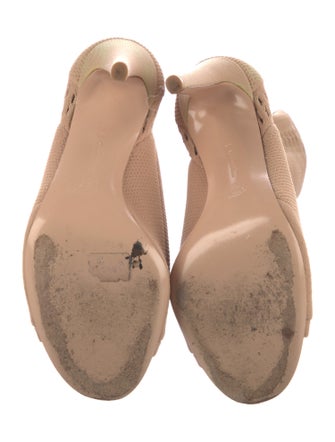 Gianvito Rossi Lasercut Accents Pumps