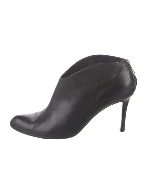 Gianvito Rossi Leather Pumps