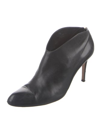 Gianvito Rossi Leather Pumps