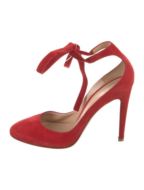 Gianvito Rossi Suede Pumps