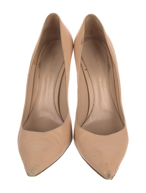 Gianvito Rossi Leather Pumps