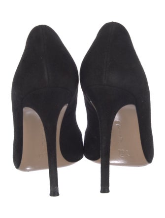 Gianvito Rossi Suede Pumps