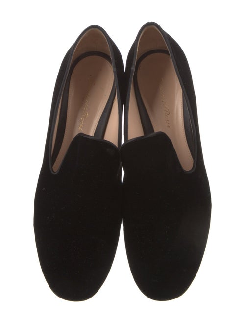 Gianvito Rossi Velvet Pumps