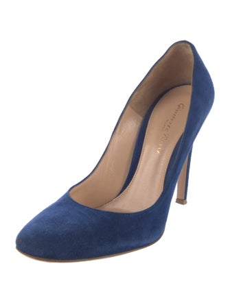 Gianvito Rossi Suede Pumps
