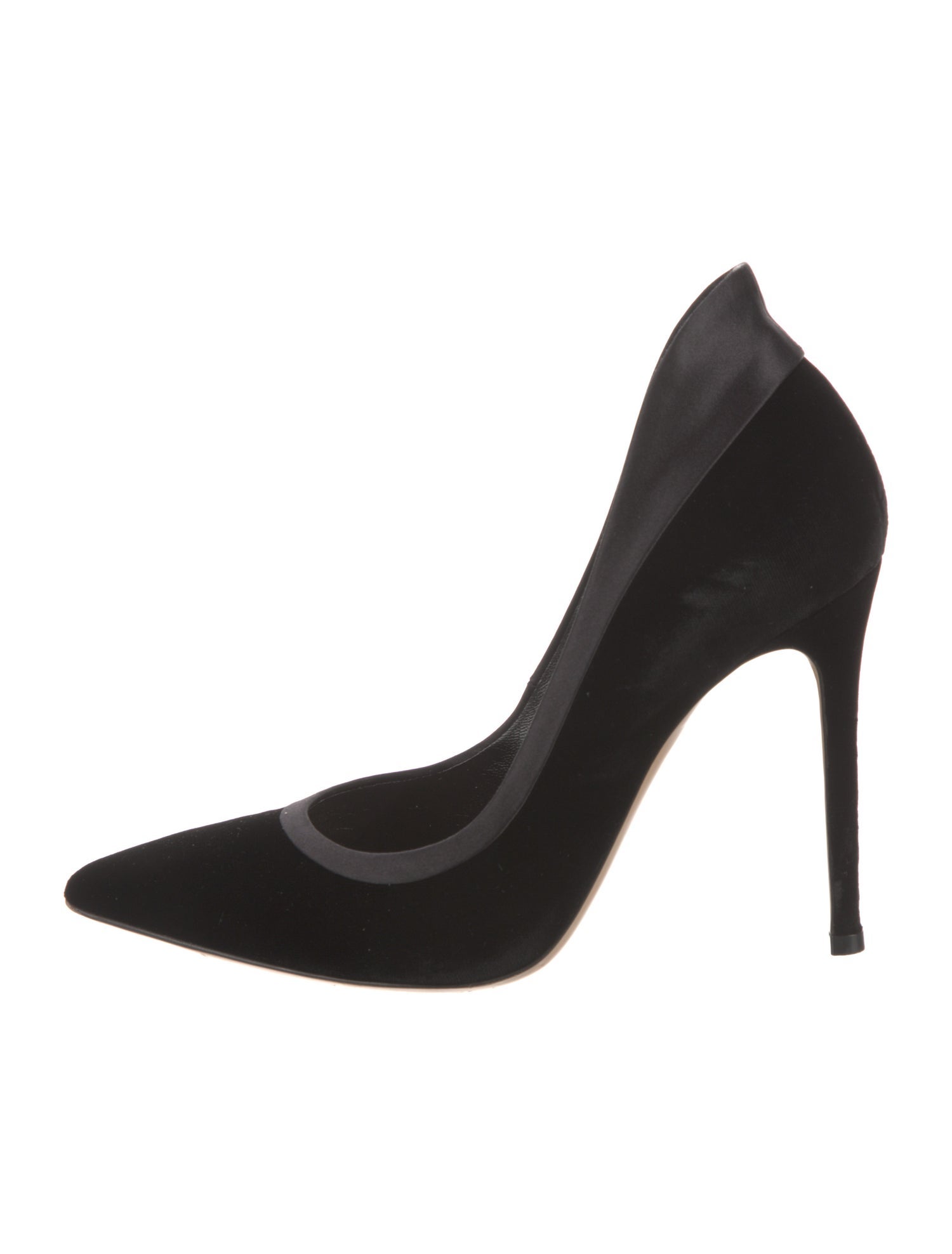 Gianvito Rossi Velvet Pumps