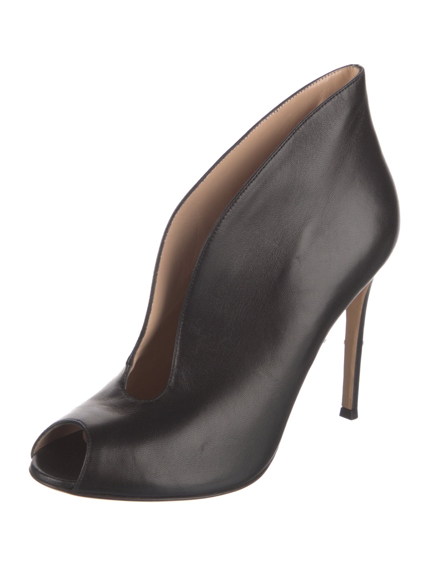 Gianvito Rossi Leather Pumps