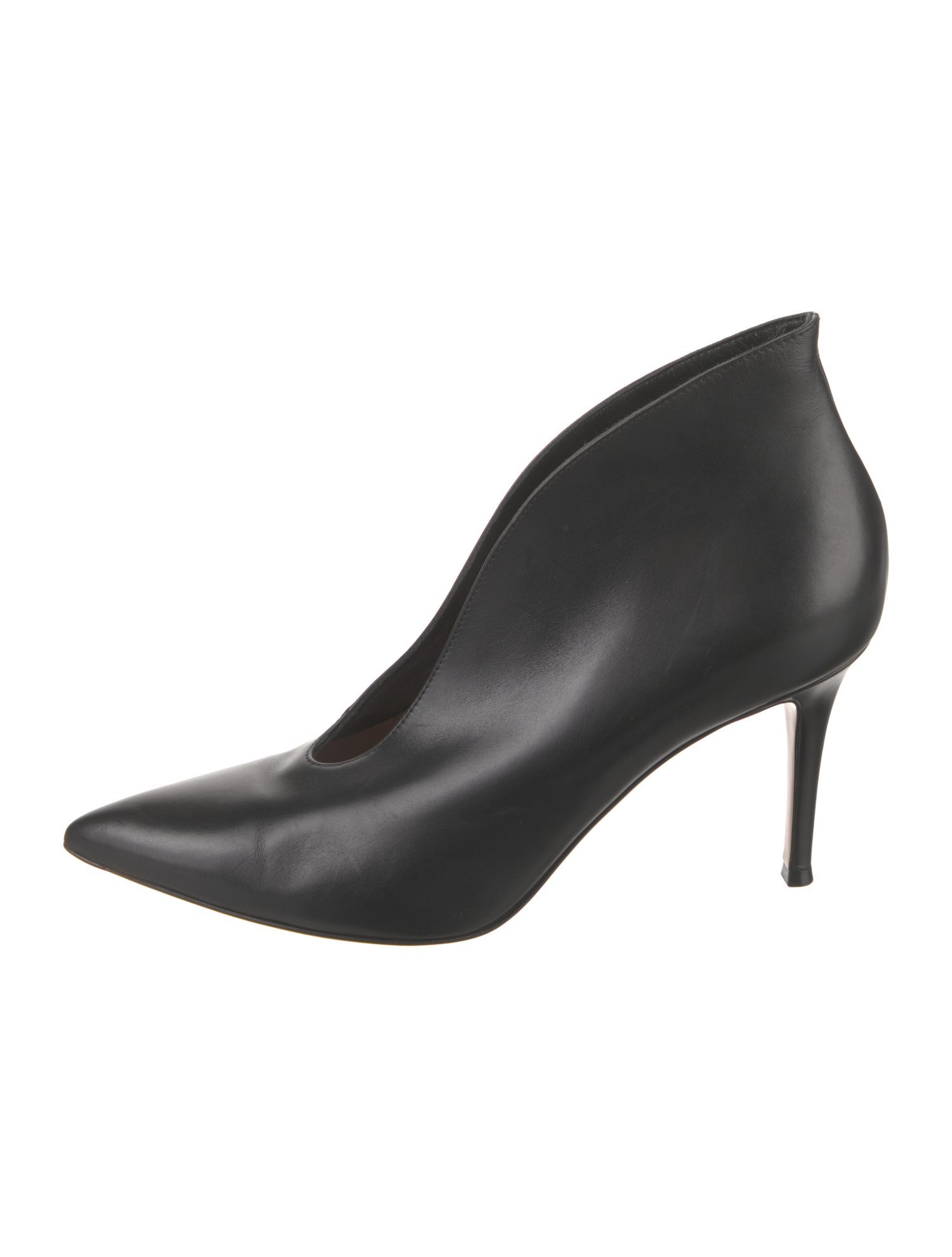 Gianvito Rossi Leather Pumps