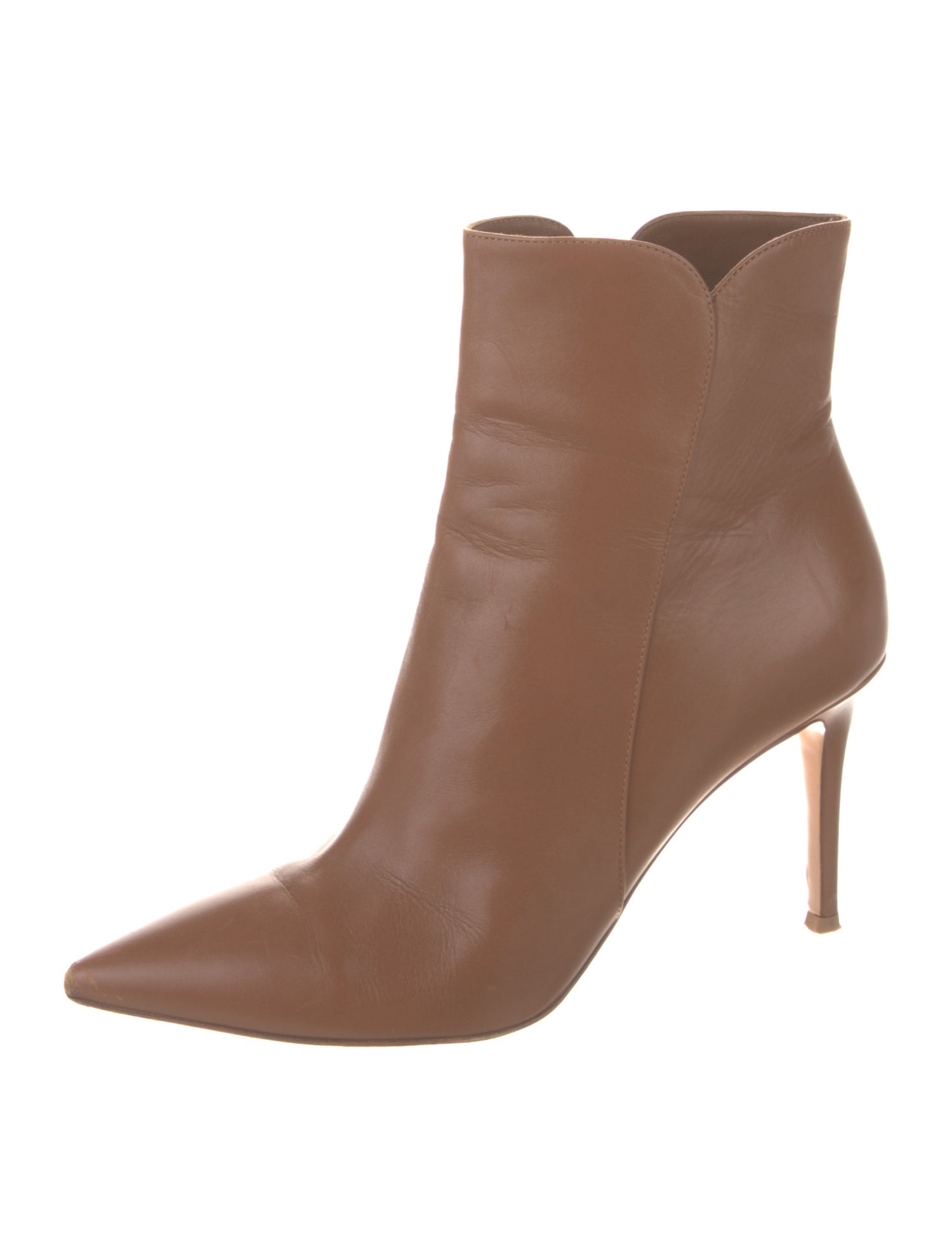 Gianvito Rossi Leather Pumps