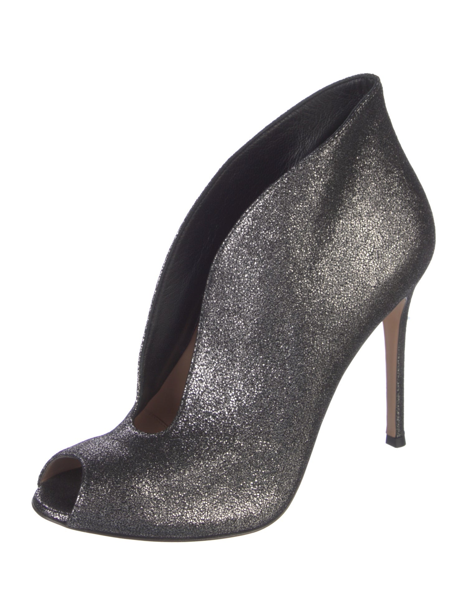 Gianvito Rossi Leather Pumps