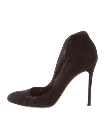 Gianvito Rossi Round-Toe Flare Pumps