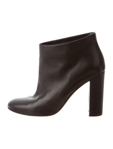 Gianvito Rossi Pebbled Ankle Boots