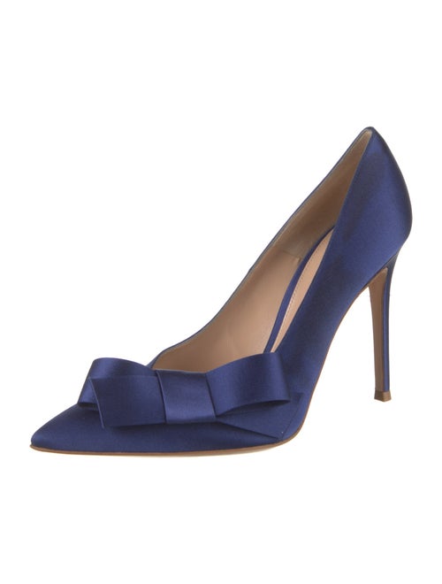 Gianvito Rossi Satin Bow Accents Pumps