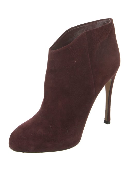 Gianvito Rossi Suede Pumps