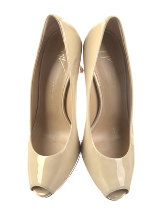 Giuseppe Zanotti Patent Leather Pumps