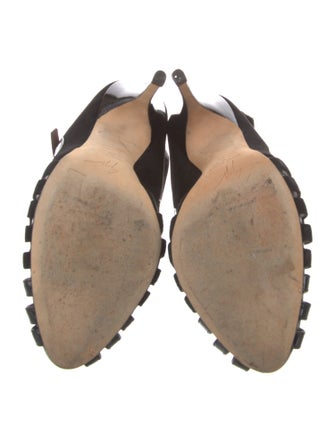 Giuseppe Zanotti Patent Leather Cutout Accent T-Strap Pumps