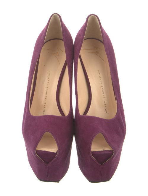 Giuseppe Zanotti Suede Pumps