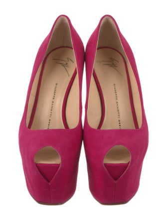 Giuseppe Zanotti Suede Pumps