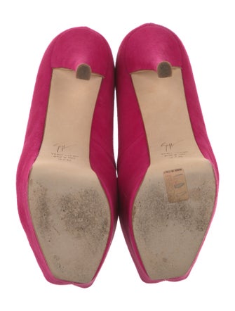 Giuseppe Zanotti Suede Pumps