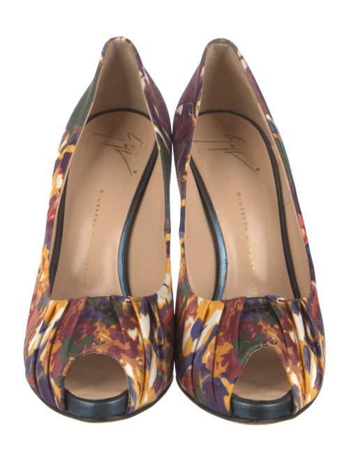 Giuseppe Zanotti Satin Printed Pumps