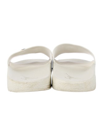 Giuseppe Zanotti Slides