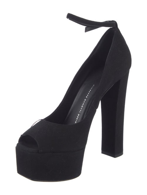 Giuseppe Zanotti Suede Pumps