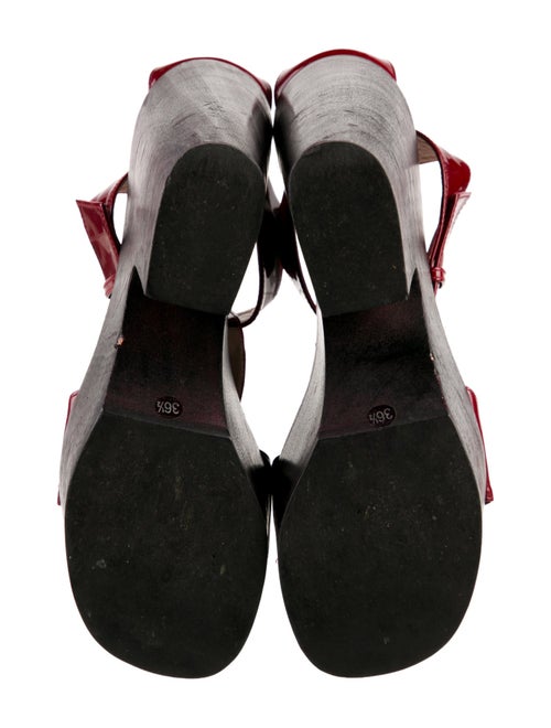 Giuseppe Zanotti Patent Leather T-Strap Sandals