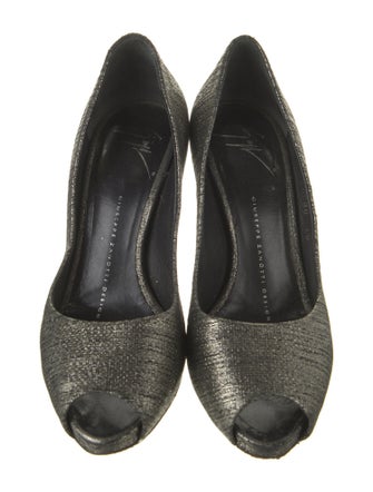 Giuseppe Zanotti Pumps