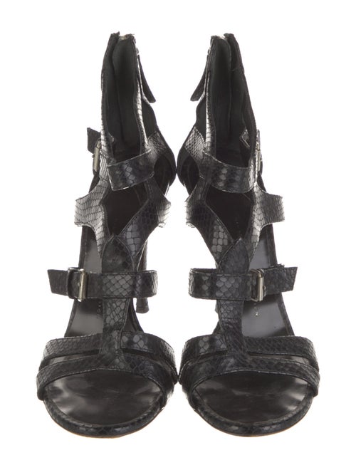 Giuseppe Zanotti Leather T-Strap Pumps