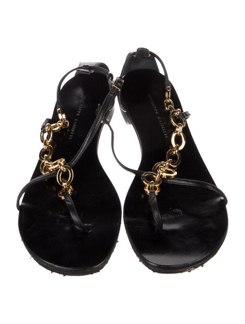 Giuseppe Zanotti Leather Chain-Link Accents T-Strap Sandals