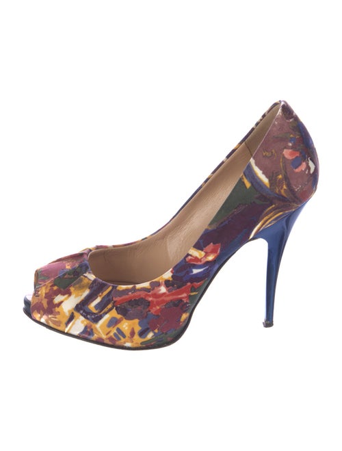 Giuseppe Zanotti Satin Printed Pumps