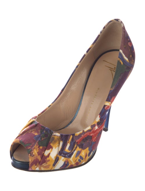 Giuseppe Zanotti Satin Printed Pumps