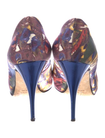 Giuseppe Zanotti Satin Printed Pumps