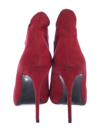 Giuseppe Zanotti Suede Scalloped Accent Pumps