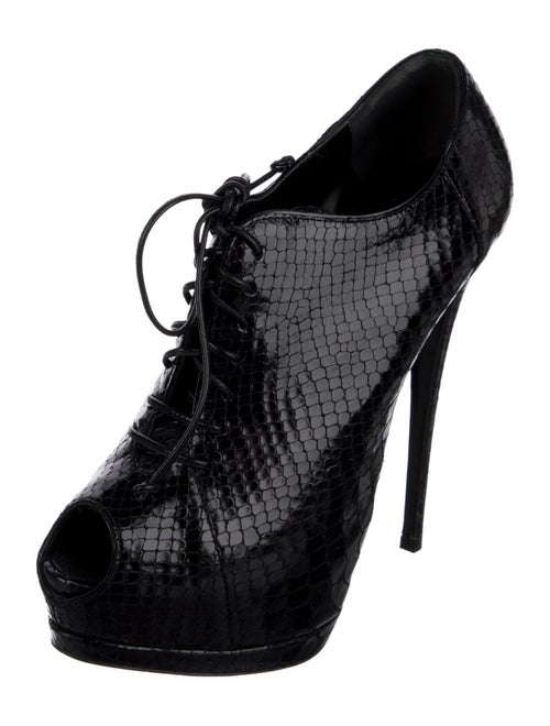 Giuseppe Zanotti Embossed Leather T-Strap Pumps