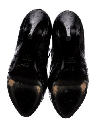 Giuseppe Zanotti Embossed Leather T-Strap Pumps